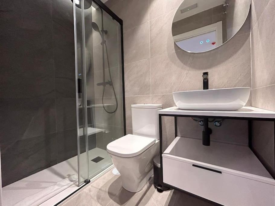 Cozy Studio In Tetuan - En 1/8 Madrid Buitenkant foto